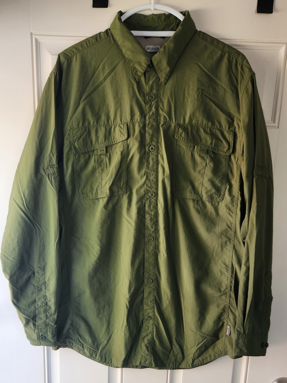 Men's Columbia Button-Up Titanium Omni Dry Long Sleeve Performance Shirt